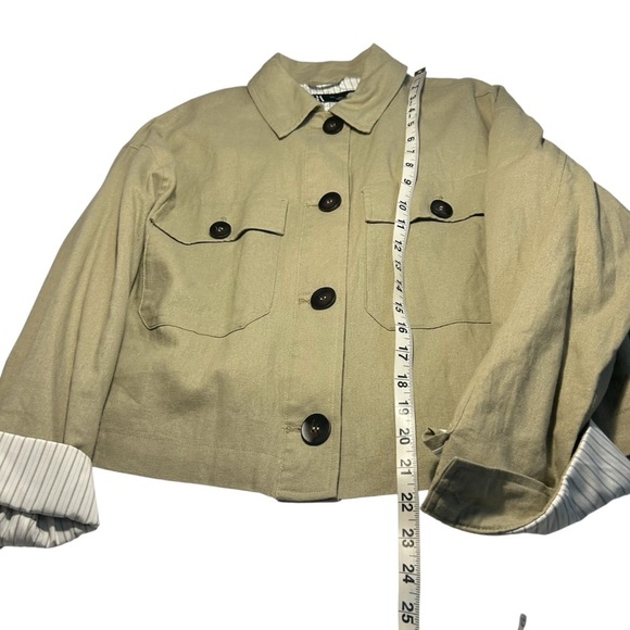 Zara Short Geen Button Down lightweight Jacket Sz Lrg - Picture 9 of 10